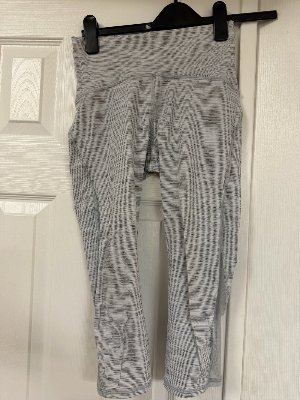 lululemon athletica Kids Light Gray Capri Leggings